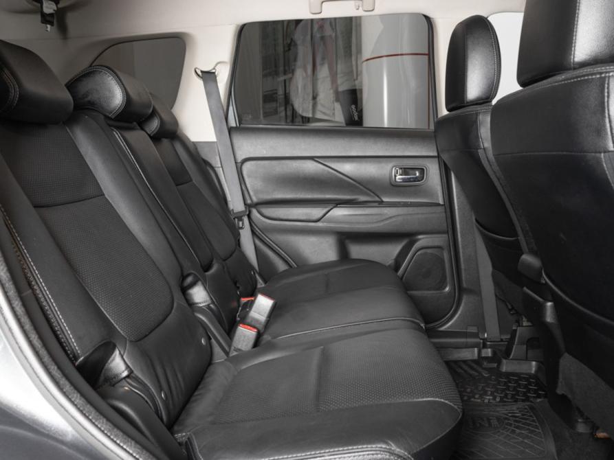 Mitsubishi Outlander III Рестайлинг 3 Казань  - изображение 8