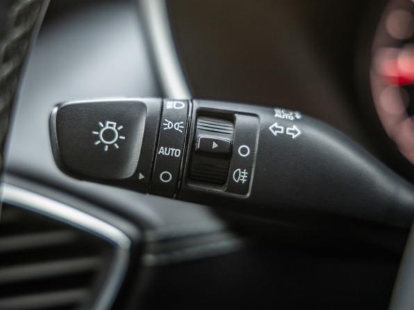 Hyundai Santa Fe IV Рестайлинг с пробегом 2022 года, цена 3 398 000 рублей, 50057 км, внедорожник, Автокод Объявления