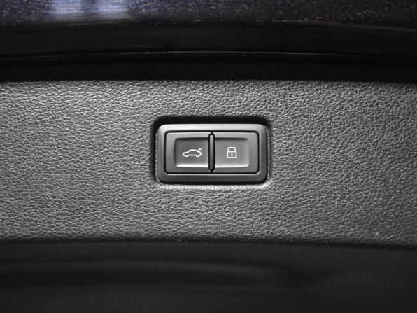 Audi Q7 II (4M) с пробегом 2019 года, цена 5 780 000 рублей, 93433 км, внедорожник, Автокод Объявления