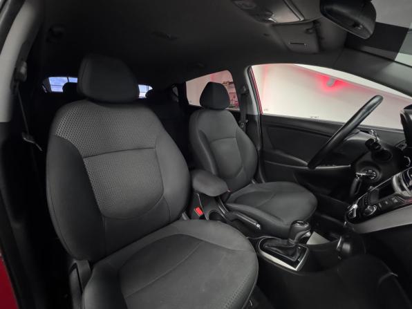 Hyundai Solaris I Рестайлинг с пробегом 2015 года, цена 1 255 000 рублей, 33278 км, хэтчбек, Автокод Объявления