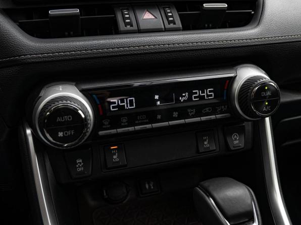 Toyota RAV4 V (XA50) с пробегом 2019 года, цена 3 150 000 рублей, 92431 км, внедорожник, Автокод Объявления