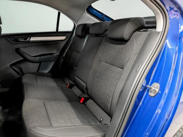 Skoda Rapid II с пробегом 2021 года, цена 1 940 000 рублей, 36602 км, лифтбек, Автокод Объявления