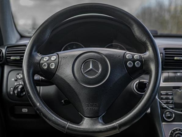 Mercedes-Benz C-Класс II (W203) Рестайлинг с пробегом 2005 года, цена 520 000 рублей, 360088 км, хэтчбек, Автокод Объявления
