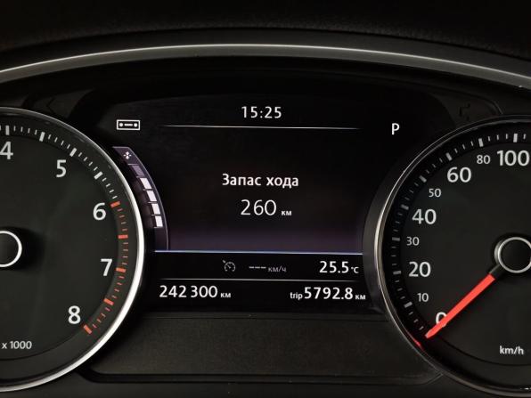 Volkswagen Touareg II с пробегом 2013 года, цена 1 575 000 рублей, 242298 км, внедорожник, Автокод Объявления