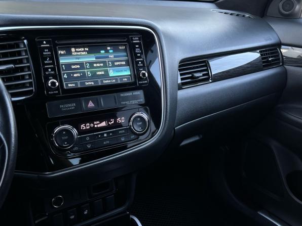 Mitsubishi Outlander III Рестайлинг 2 с пробегом 2017 года, цена 1 930 000 рублей, 87014 км, внедорожник, Автокод Объявления