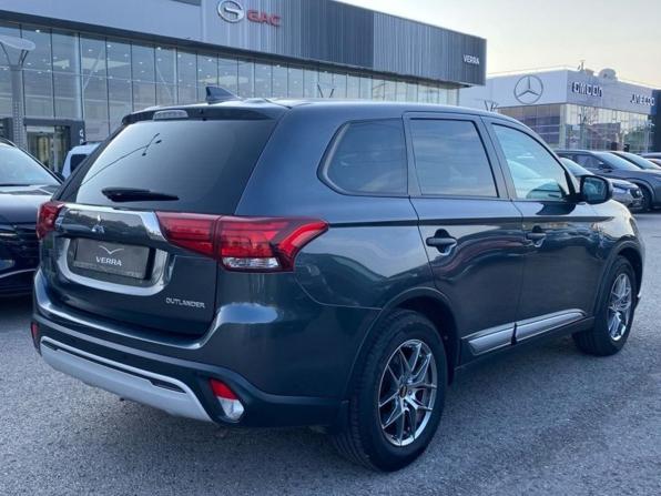 Mitsubishi Outlander III Рестайлинг 3 с пробегом 2019 года, цена 1 890 000 рублей, 130000 км, внедорожник, Автокод Объявления