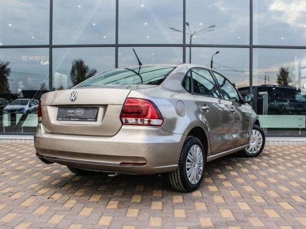 Volkswagen Polo V с пробегом 2015 года, цена 873 900 рублей, 77160 км, седан, Автокод Объявления