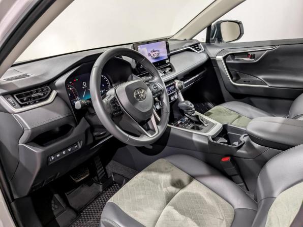 Toyota RAV4 V (XA50) с пробегом 2025 года, цена 4 190 000 рублей, 3933 км, внедорожник, Автокод Объявления