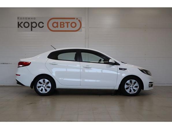 Kia Rio III Рестайлинг с пробегом 2015 года, цена 1 143 000 рублей, 93130 км, седан, Автокод Объявления