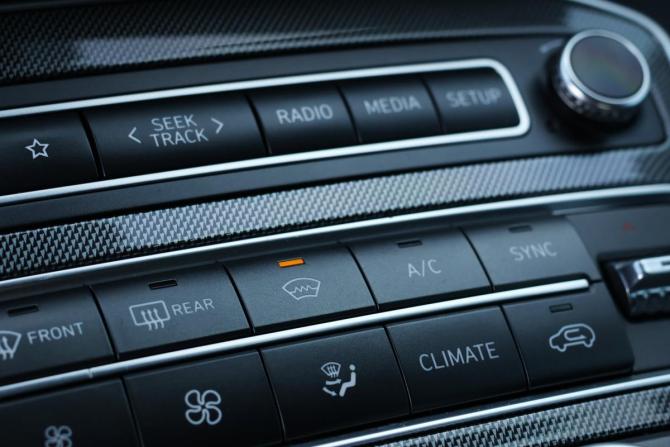 Hyundai Santa Fe IV Рестайлинг с пробегом 2021 года, цена 3 995 000 рублей, 72118 км, внедорожник, Автокод Объявления