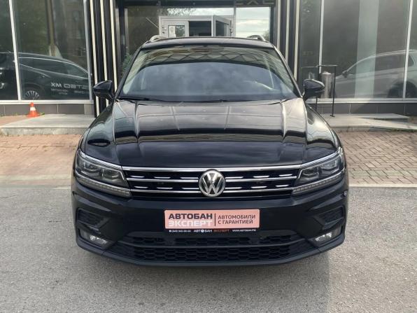 Volkswagen Tiguan II с пробегом 2018 года, цена 2 600 000 рублей, 124340 км, внедорожник, Автокод Объявления
