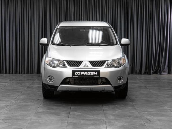 Mitsubishi Outlander II с пробегом 2007 года, цена 740 000 рублей, 243728 км, внедорожник, Автокод Объявления