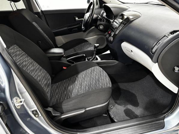 Kia Ceed I с пробегом 2009 года, цена 445 000 рублей, 270500 км, хэтчбек, Автокод Объявления