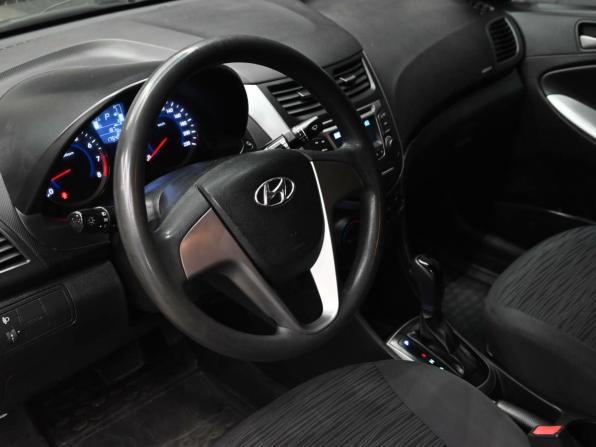 Hyundai Solaris I Рестайлинг с пробегом 2016 года, цена 1 130 000 рублей, 175407 км, седан, Автокод Объявления