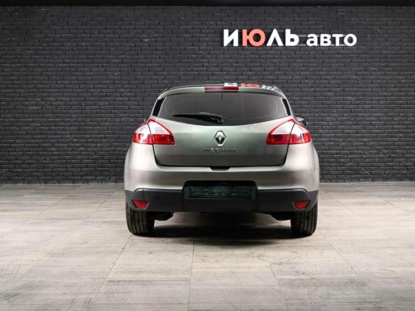 Renault Megane III с пробегом 2012 года, цена 690 000 рублей, 165934 км, хэтчбек, Автокод Объявления