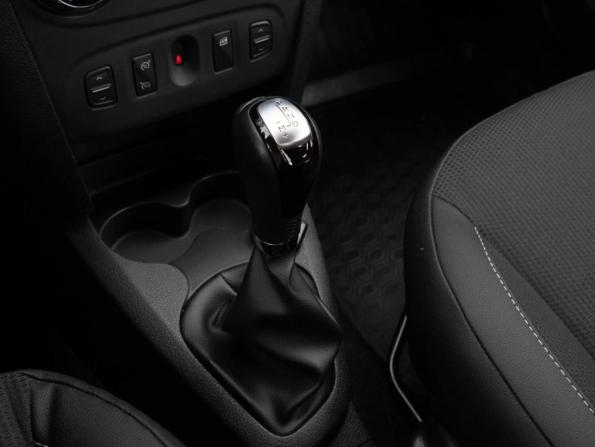 Renault Sandero II Рестайлинг с пробегом 2020 года, цена 1 322 500 рублей, 49725 км, хэтчбек, Автокод Объявления