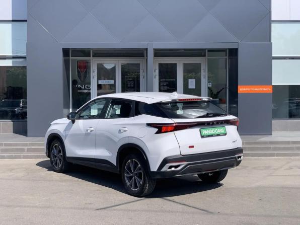 Omoda C5 I с пробегом 2024 года, цена 1 735 000 рублей, 8900 км, внедорожник, Автокод Объявления