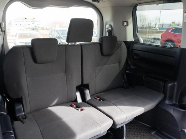 Toyota Esquire I с пробегом 2016 года, цена 1 950 000 рублей, 120481 км, минивэн, Автокод Объявления