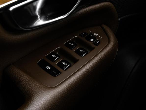Volvo XC90 II Рестайлинг 1 с пробегом 2021 года, цена 4 199 000 рублей, 173918 км, внедорожник, Автокод Объявления