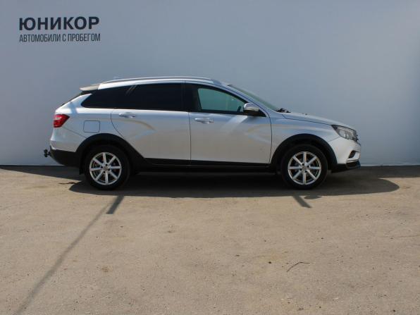 Lada (ВАЗ) Vesta I с пробегом 2018 года, цена 989 000 рублей, 180607 км, универсал, Автокод Объявления