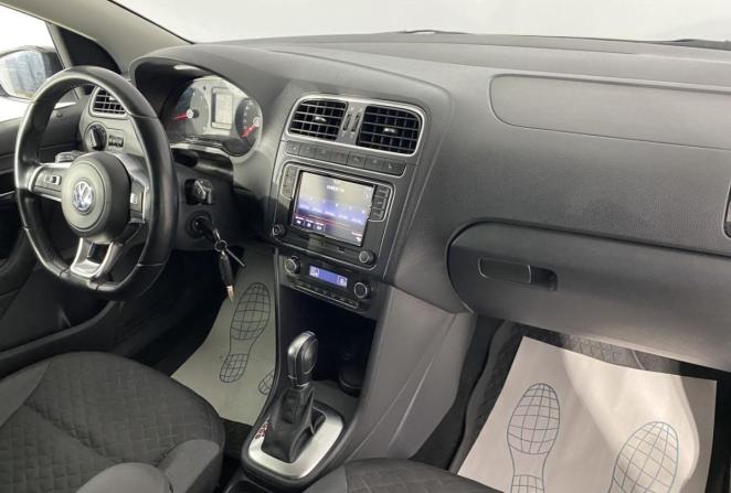 Volkswagen Polo V Рестайлинг с пробегом 2019 года, цена 1 290 000 рублей, 207090 км, седан, Автокод Объявления