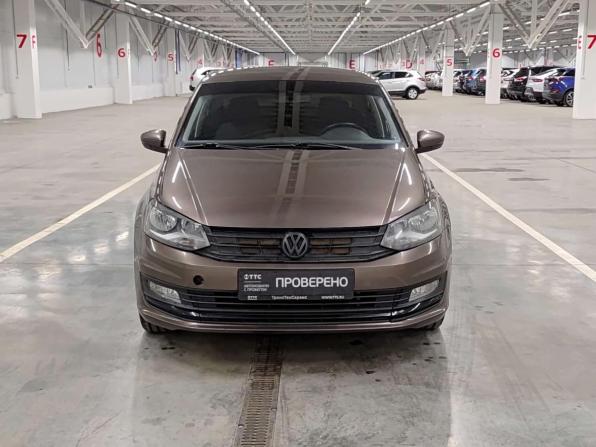 Volkswagen Polo V Рестайлинг с пробегом 2016 года, цена 815 000 рублей, 210408 км, седан, Автокод Объявления