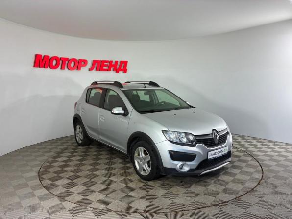 Renault Sandero II с пробегом 2015 года, цена 840 000 рублей, 151800 км, хэтчбек, Автокод Объявления