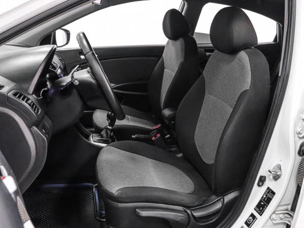 Hyundai Solaris I с пробегом 2012 года, цена 649 000 рублей, 230426 км, седан, Автокод Объявления