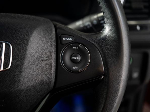 Honda Vezel I с пробегом 2014 года, цена 1 390 300 рублей, 164599 км, внедорожник, Автокод Объявления