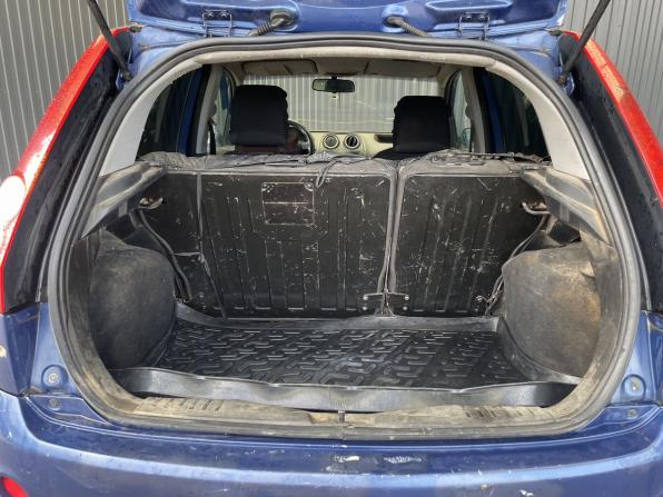 Ford Fiesta Mk5 с пробегом 2007 года, цена 100 000 рублей, 350000 км, хэтчбек, Автокод Объявления