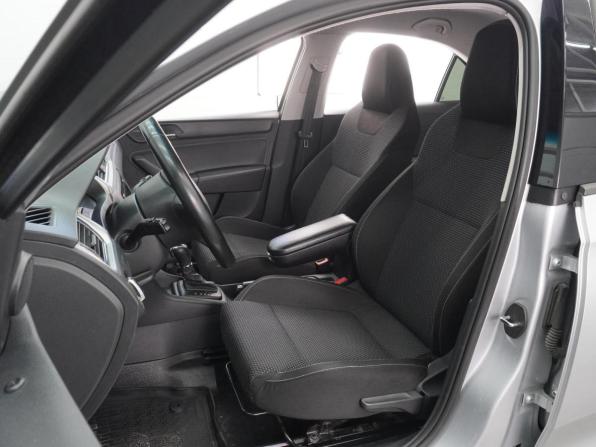 Skoda Rapid I с пробегом 2014 года, цена 1 060 000 рублей, 166575 км, лифтбек, Автокод Объявления