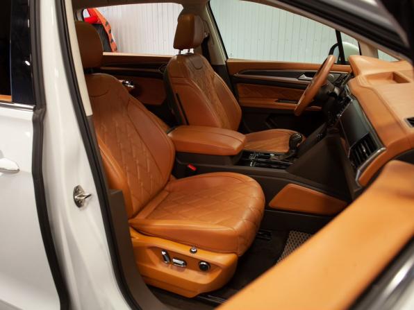 Volkswagen Viloran I с пробегом 2020 года, цена 4 935 000 рублей, 47304 км, минивэн, Автокод Объявления