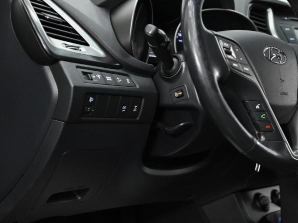 Hyundai Santa Fe III Рестайлинг с пробегом 2017 года, цена 1 999 000 рублей, 251000 км, внедорожник, Автокод Объявления
