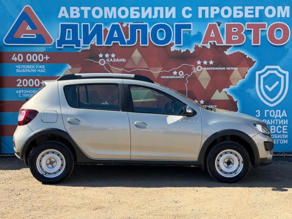 Renault Sandero II Рестайлинг с пробегом 2018 года, цена 950 000 рублей, 84866 км, хэтчбек, Автокод Объявления