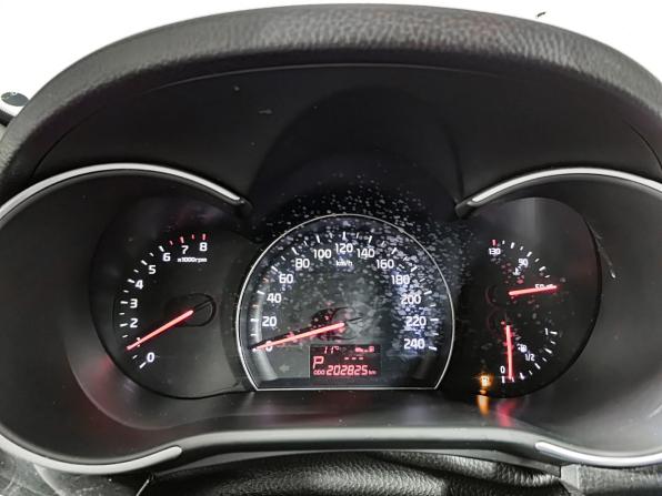 Kia Sorento II Рестайлинг с пробегом 2017 года, цена 1 665 000 рублей, 202808 км, внедорожник, Автокод Объявления