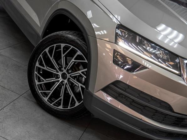 Skoda Karoq I с пробегом 2021 года, цена 2 469 000 рублей, 108834 км, внедорожник, Автокод Объявления