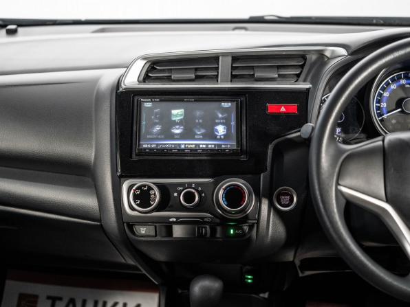 Honda Fit III с пробегом 2014 года, цена 975 000 рублей, 112852 км, хэтчбек, Автокод Объявления