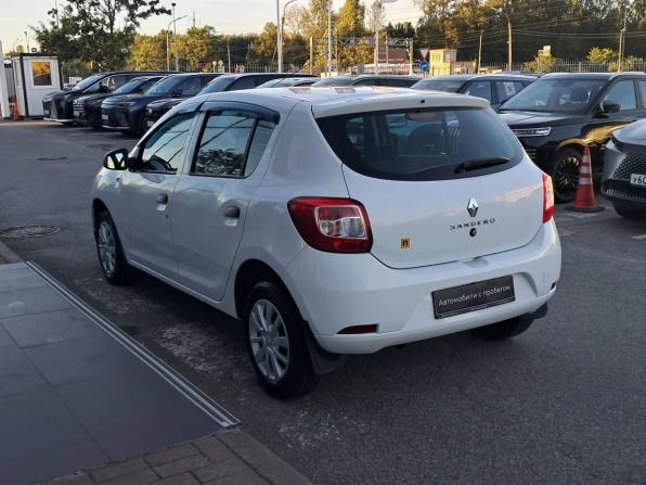 Renault Sandero II Рестайлинг с пробегом 2020 года, цена 880 000 рублей, 124855 км, хэтчбек, Автокод Объявления