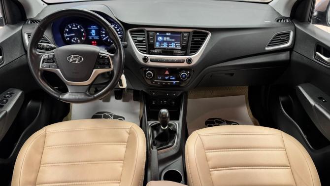 Hyundai Solaris II с пробегом 2017 года, цена 1 115 000 рублей, 121433 км, седан, Автокод Объявления