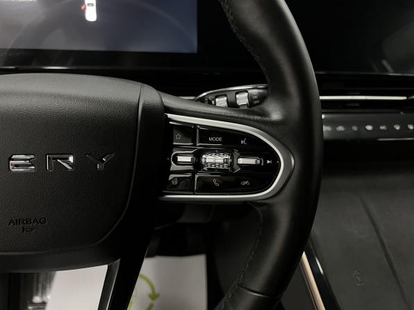 Omoda C5 I с пробегом 2023 года, цена 1 885 000 рублей, 51642 км, внедорожник, Автокод Объявления