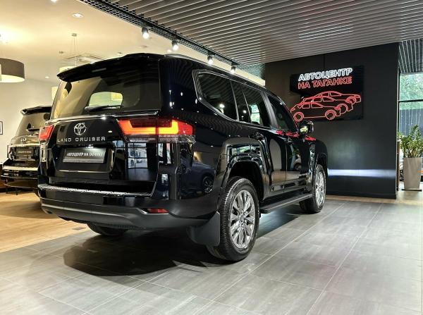 Toyota Land Cruiser 300 Series с пробегом 2026 года, цена 13 900 000 рублей, 16 км, внедорожник, Автокод Объявления