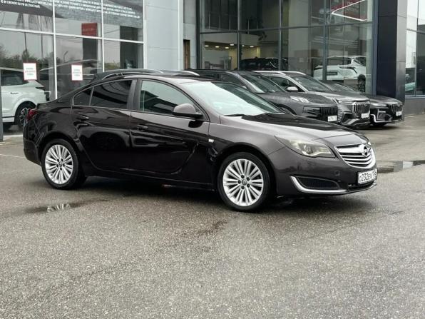 Opel Insignia I Рестайлинг с пробегом 2014 года, цена 870 000 рублей, 199800 км, седан, Автокод Объявления