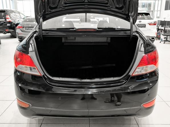 Hyundai Solaris I с пробегом 2014 года, цена 834 000 рублей, 134410 км, седан, Автокод Объявления