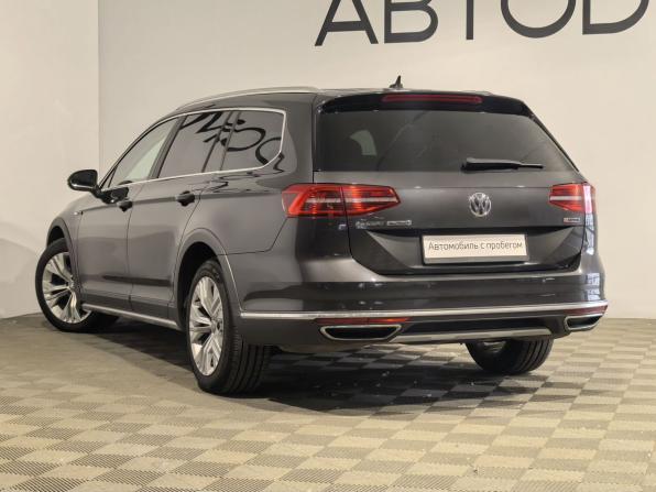 Volkswagen Passat B8 с пробегом 2018 года, цена 2 949 900 рублей, 113992 км, универсал, Автокод Объявления