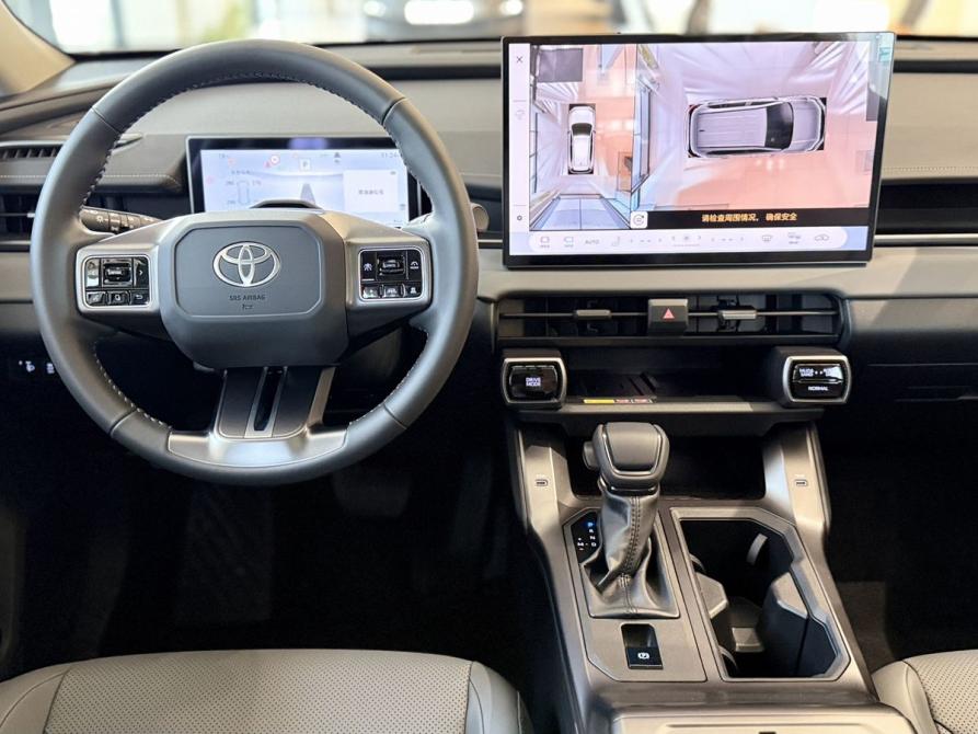 Toyota RAV4 VI (XA60) Краснодар  - изображение 11