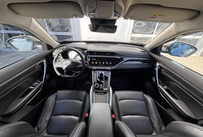 Geely Atlas Pro с пробегом 2024 года, цена 1 999 000 рублей, 65269 км, внедорожник, Автокод Объявления