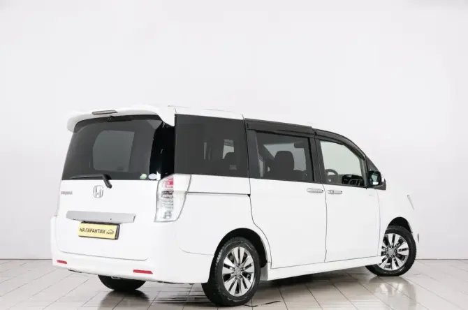 Honda Stepwgn IV Рестайлинг с пробегом 2013 года, цена 1 469 000 рублей, 260000 км, минивэн, Автокод Объявления