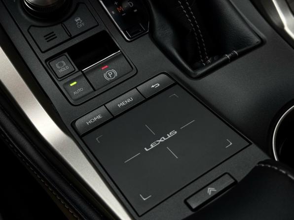 Lexus NX I Рестайлинг с пробегом 2017 года, цена 3 399 000 рублей, 80329 км, внедорожник, Автокод Объявления