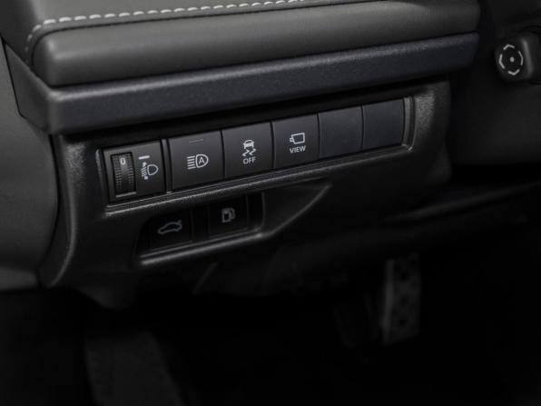 Toyota Camry IX (XV80) China Market с пробегом 2026 года, цена 4 500 000 рублей, 15 км, седан, Автокод Объявления