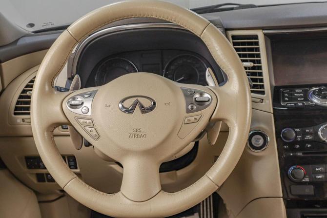 Infiniti QX70 с пробегом 2015 года, цена 2 699 000 рублей, 114711 км, внедорожник, Автокод Объявления